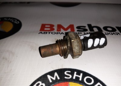 Датчик температуры Мерседес М111 - купить Адлере