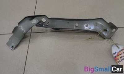 Кронштейн фар правый от Renault Megane 3 2008-2015 - купить Адлере