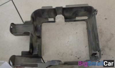 Кронштейн фары противотуманной левый от Cadillac SRX 2003-2009 - купить Адлере