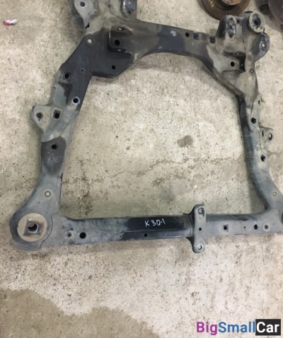 Подрамник Toyota Camry 40 2.4 3.5