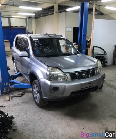 Автомобильные крыши со стойками Nissan x-trail t31 серебро - купить Адлере