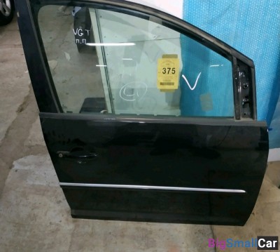 Volkswagen touran дверь передняя правая - купить Адлере