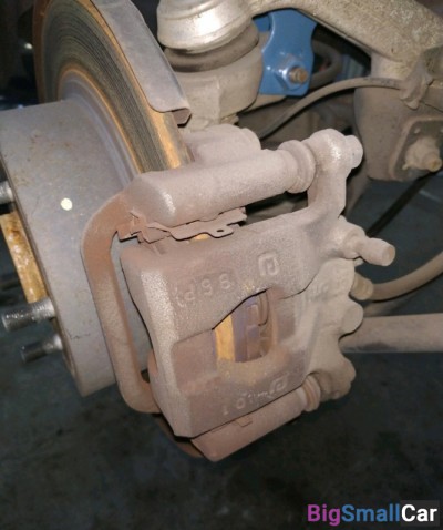 Nissan teana j32 суппорт задний правый