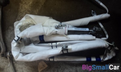 Шторка безопастности левая A4  B8  2009-2015 б/у - купить Адлере