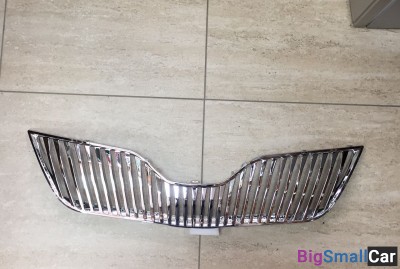 Решетка радиатора Toyota Camry 2009-2011 склад16