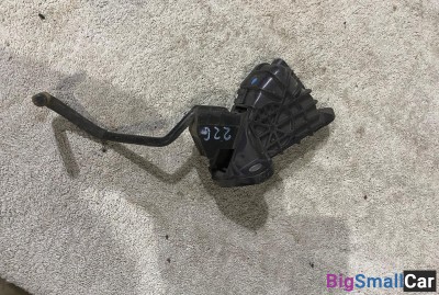 Педаль газа Lexus GS - купить Адлере