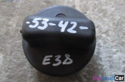 Крышка лючка бака (16 Система подачи топлива) 16111184664