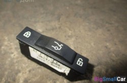 Выключатель (61 Общее э/оборудование автомобиля) 61319352183