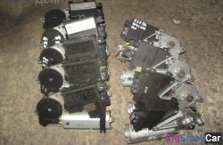 Моторчик люка (61 Общее э/оборудование автомобиля) 67618370810 - купить Адлере