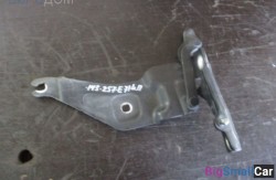 Петля капота лев. (51 Оснащение Кузов) 51437148521 - купить Адлере