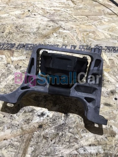 Опора двигателя Правая Mazda 3 BL 09-13