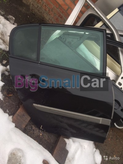 Задняя правая дверь Renault megane 2 Задняя правая дверь Renault megane 2